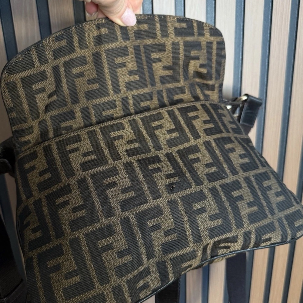 Fendi Chef Zip Crossbody Bag Zucca Canvas - Picture 9 of 11
